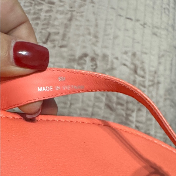 Tory Burch Coral Sandals - Picture 4 of 4